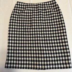 Vintage houndstooth pencil skirt